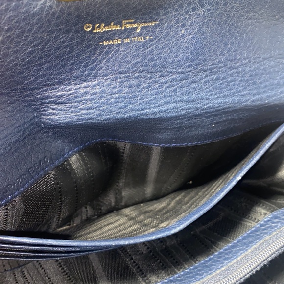 Authentic 💙 Ferragamo Long Wallet - Picture 12 of 17